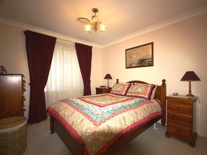 36 Livingstone Avenue, Ingleburn NSW 2565