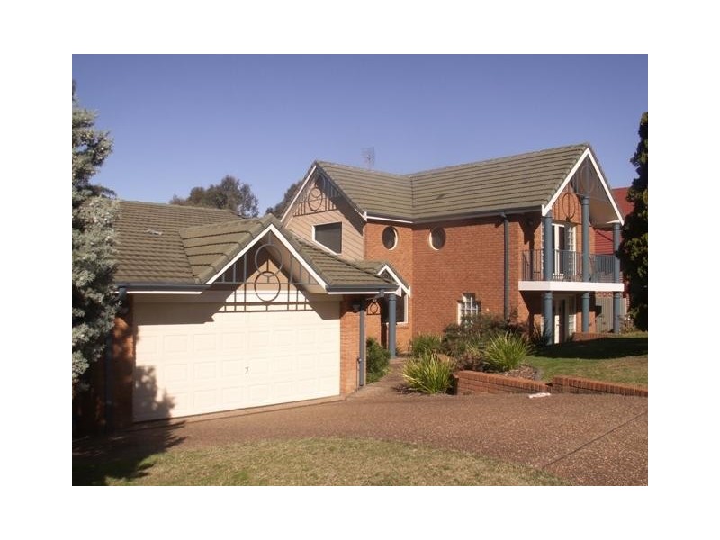 Glen Alpine NSW 2560