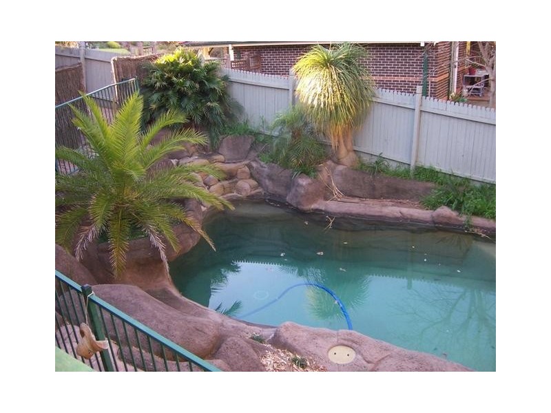 Glen Alpine NSW 2560