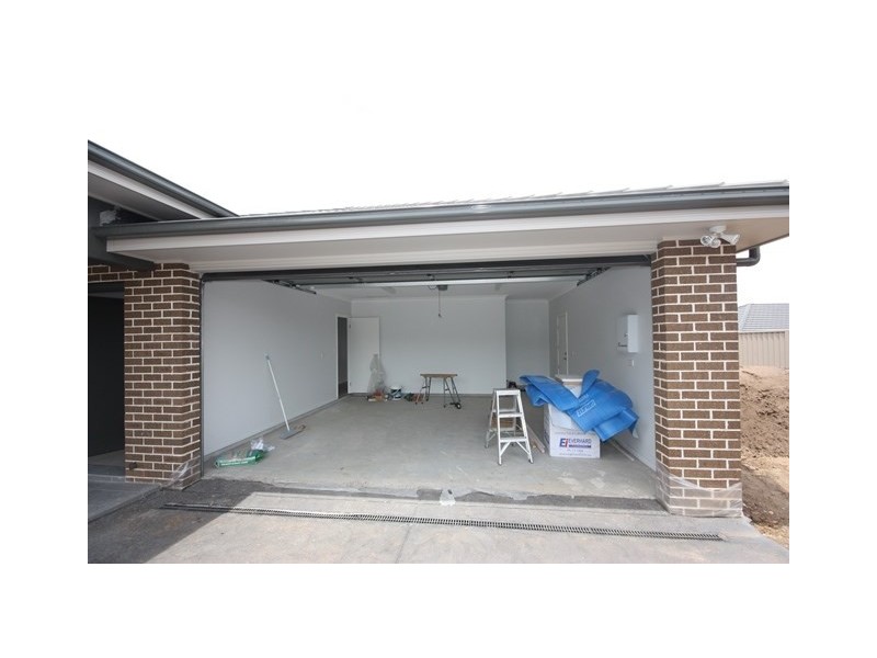 3403 Holland, Spring Farm NSW 2570