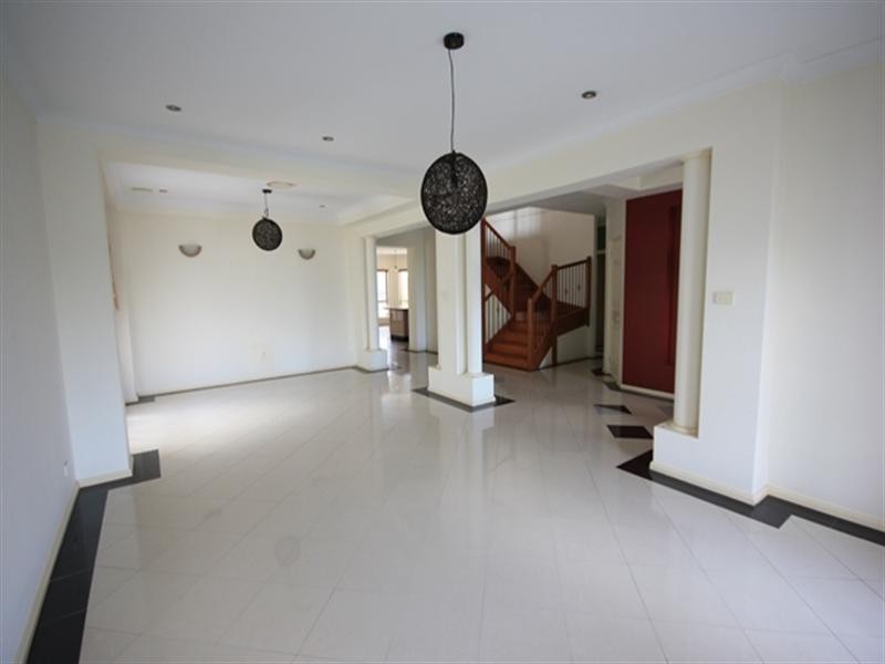 103 Maryfields Drive, Blair Athol NSW 2560