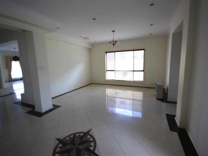 103 Maryfields Drive, Blair Athol NSW 2560