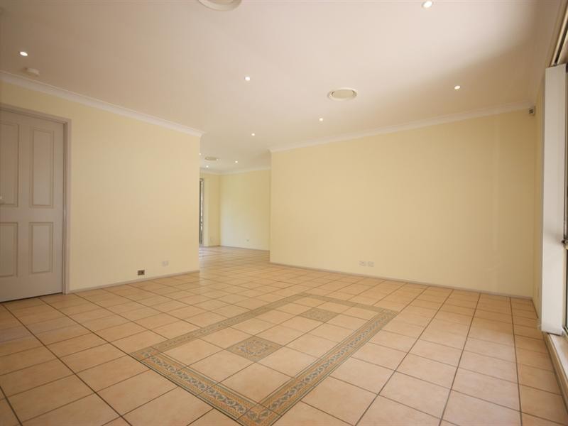 1 Hakea Street, Mount Annan NSW 2567