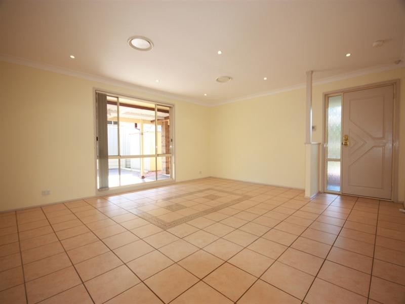 1 Hakea Street, Mount Annan NSW 2567