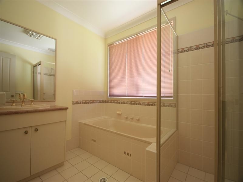 1 Hakea Street, Mount Annan NSW 2567