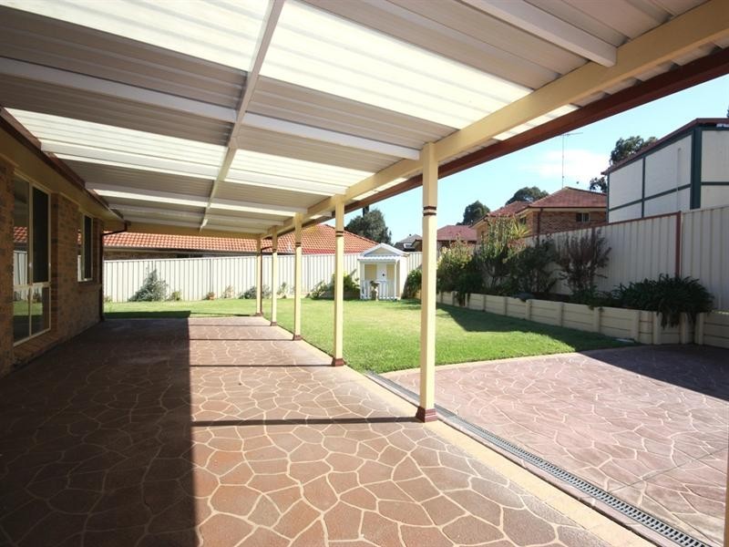 1 Hakea Street, Mount Annan NSW 2567