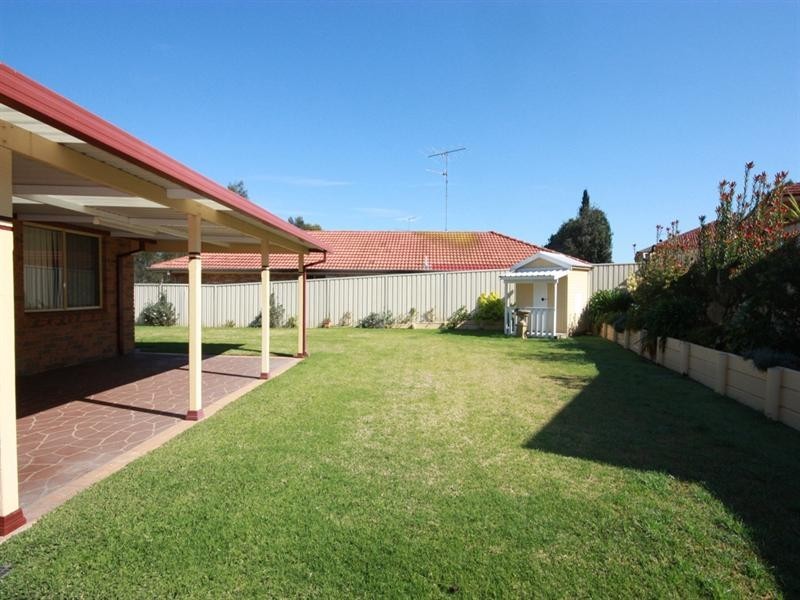 1 Hakea Street, Mount Annan NSW 2567