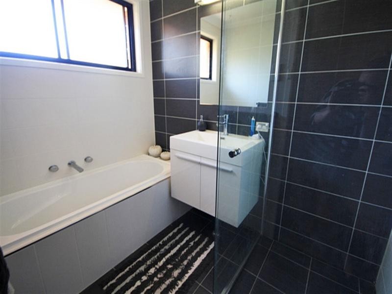 44 Trobriand, Glenfield NSW 2167