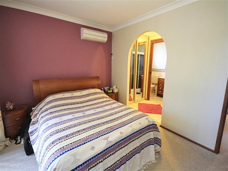 44 Trobriand, Glenfield NSW 2167