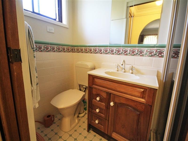 44 Trobriand, Glenfield NSW 2167