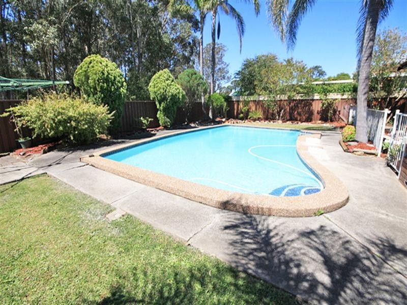 44 Trobriand, Glenfield NSW 2167