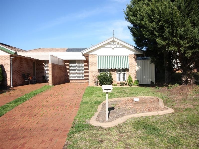 9B Pontiac Place, Ingleburn NSW 2565