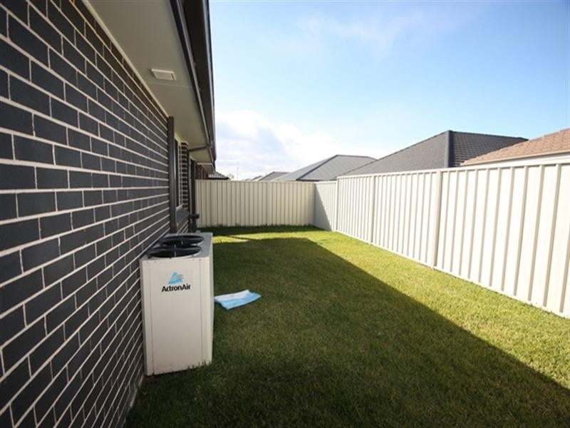 6 Crick Place, Oran Park NSW 2570
