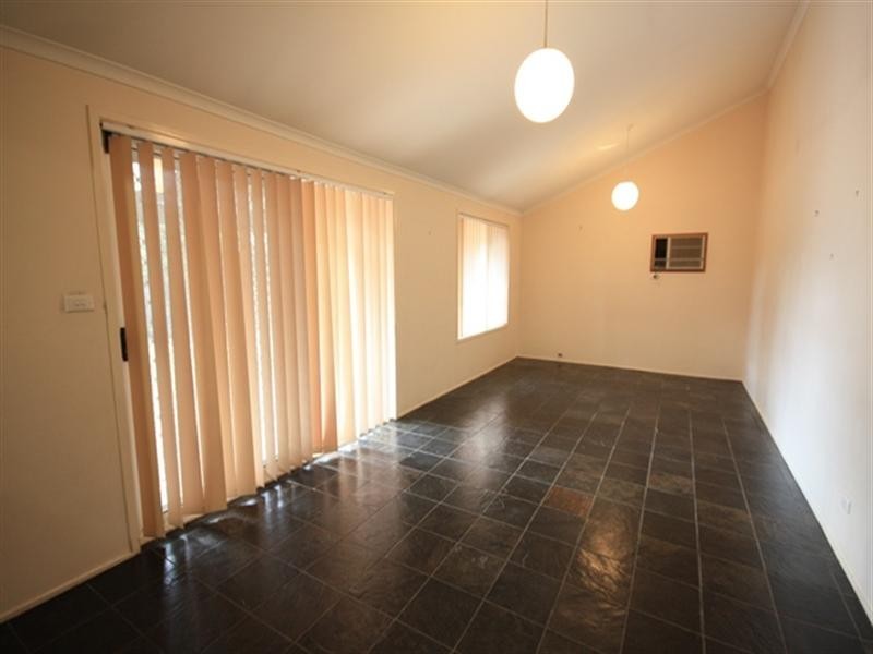 26 Oriole Place, Ingleburn NSW 2565