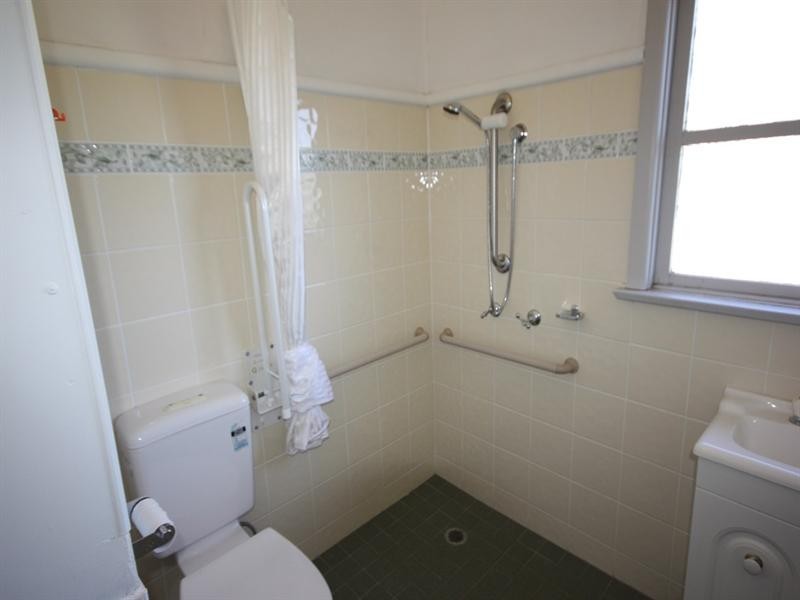 19 Phelps Crescent, Bradbury NSW 2560