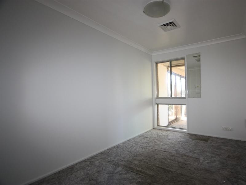 7 Woodland Road, Narellan NSW 2567