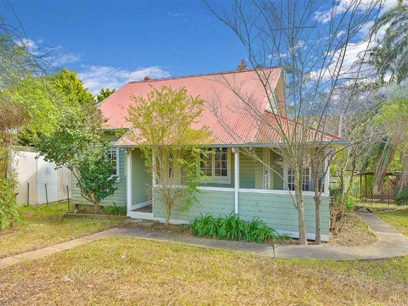115 Waminda Avenue, Campbelltown NSW 2560
