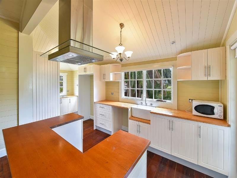 115 Waminda Avenue, Campbelltown NSW 2560