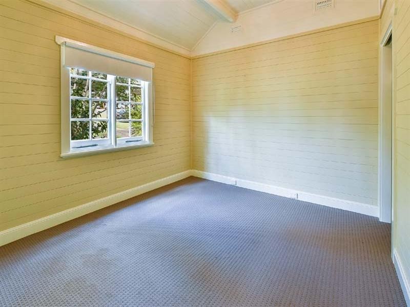 115 Waminda Avenue, Campbelltown NSW 2560