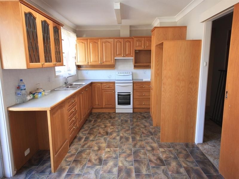 29 Valley Road, Campbelltown NSW 2560