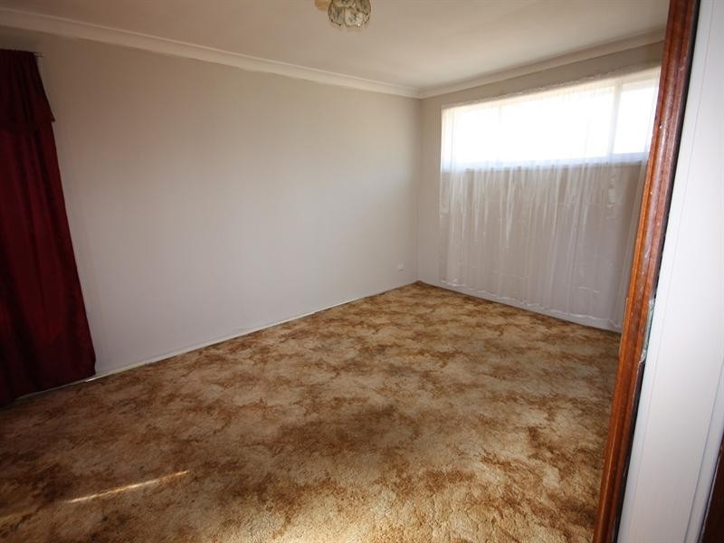 29 Valley Road, Campbelltown NSW 2560