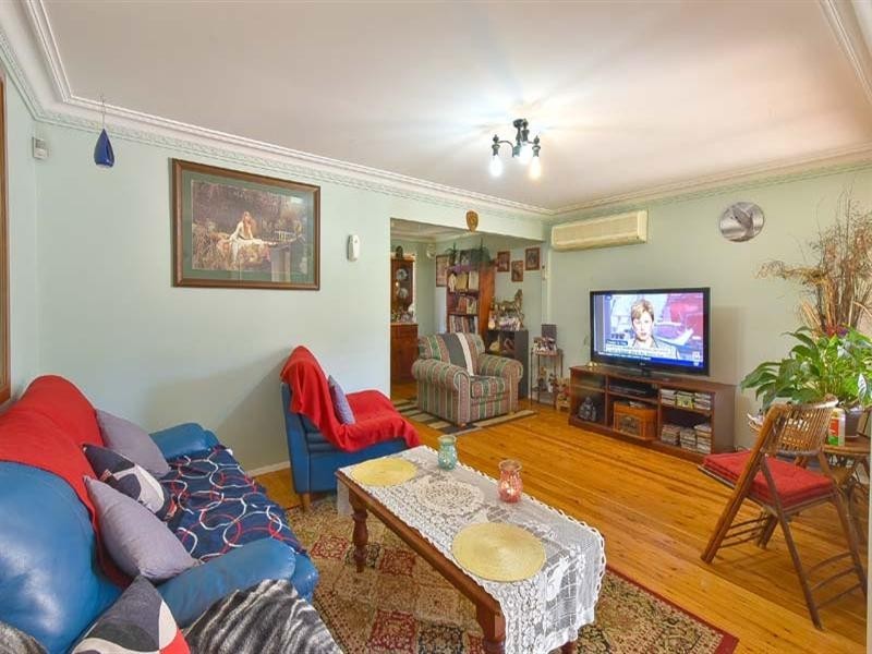 26 Eschol Park Drive, Eschol Park NSW 2558