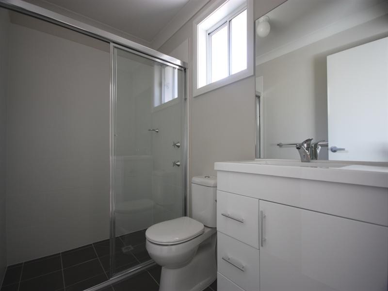 16 (Lot 33) Teasdale Street, Elderslie NSW 2570