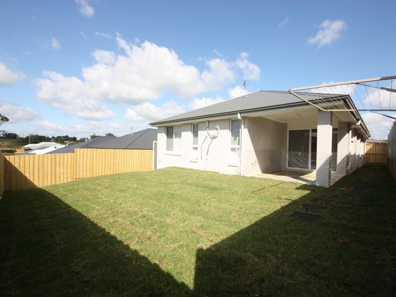 16 (Lot 33) Teasdale Street, Elderslie NSW 2570