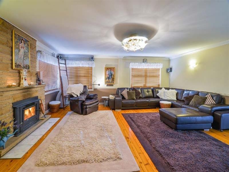 16 McLean Road, Campbelltown NSW 2560