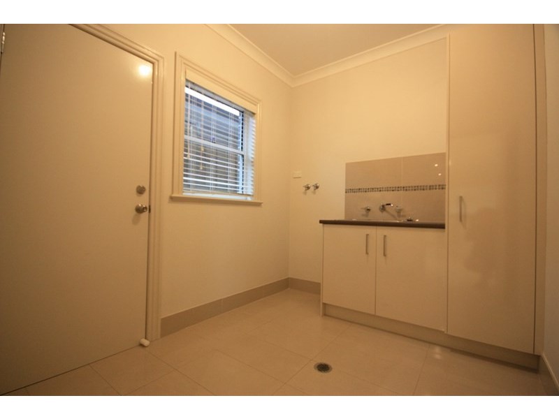 37 Young Circuit, Elderslie NSW 2570