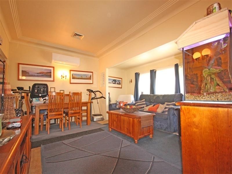 25 Austin Avenue, Campbelltown NSW 2560