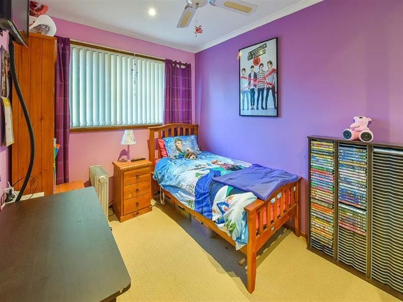 38 Peggotty Avenue, Ambarvale NSW 2560