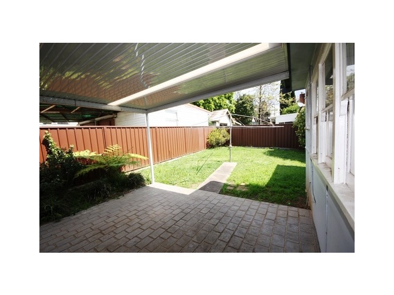 14 Moore Street, Campbelltown NSW 2560