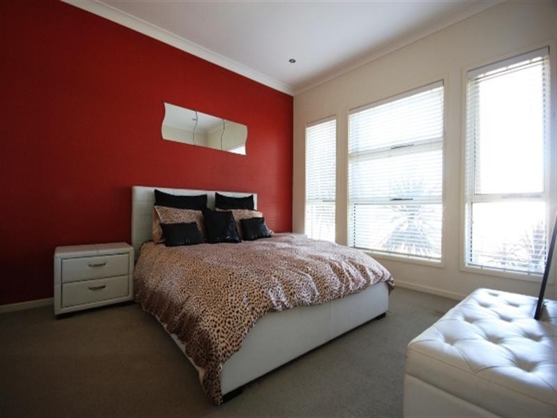 9 Dorset Street, Spring Farm NSW 2570