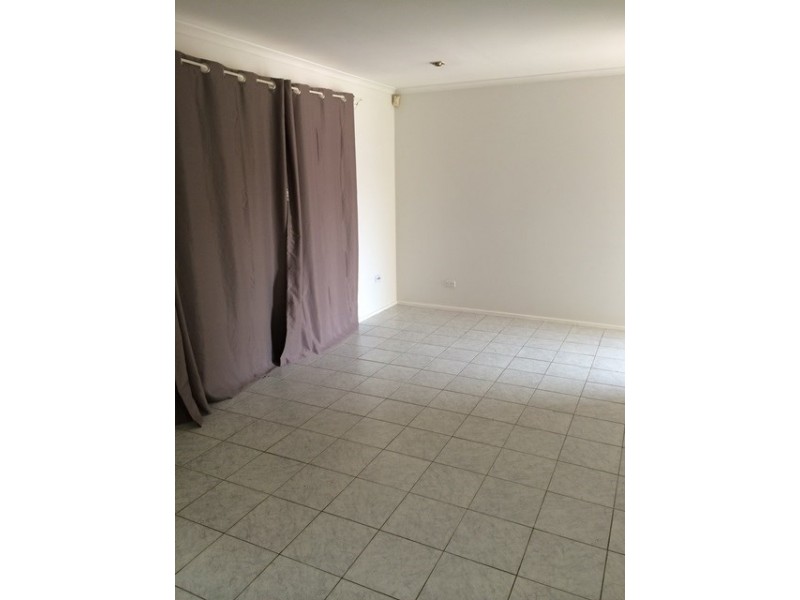 38 Goodsell Street, Minto NSW 2566