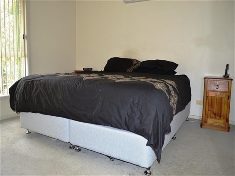 5 Holdsworth Drive, Narellan Vale NSW 2567