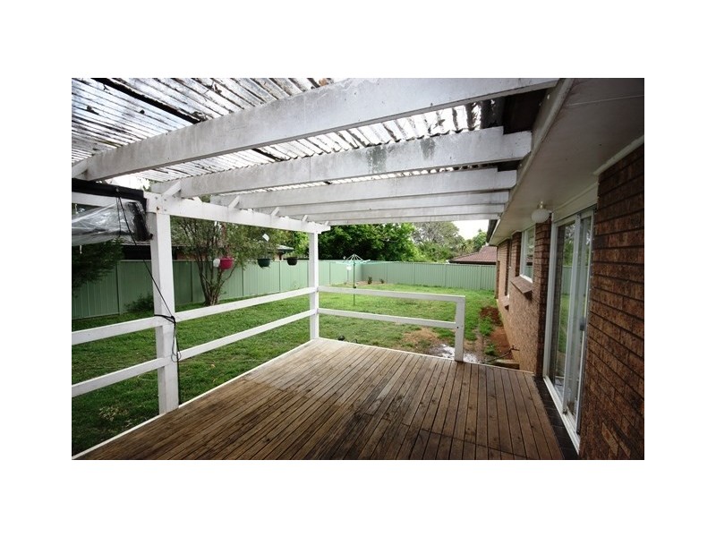 8 Furner Avenue, Camden South NSW 2570