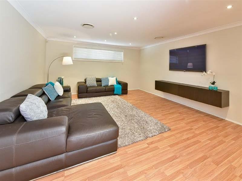 21 Mount Sugarloaf Drive, Glen Alpine NSW 2560