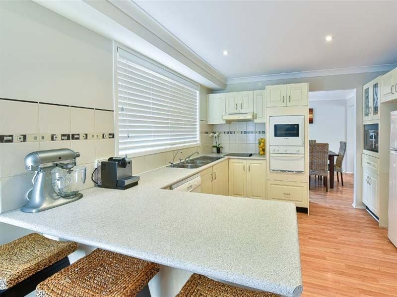 21 Mount Sugarloaf Drive, Glen Alpine NSW 2560