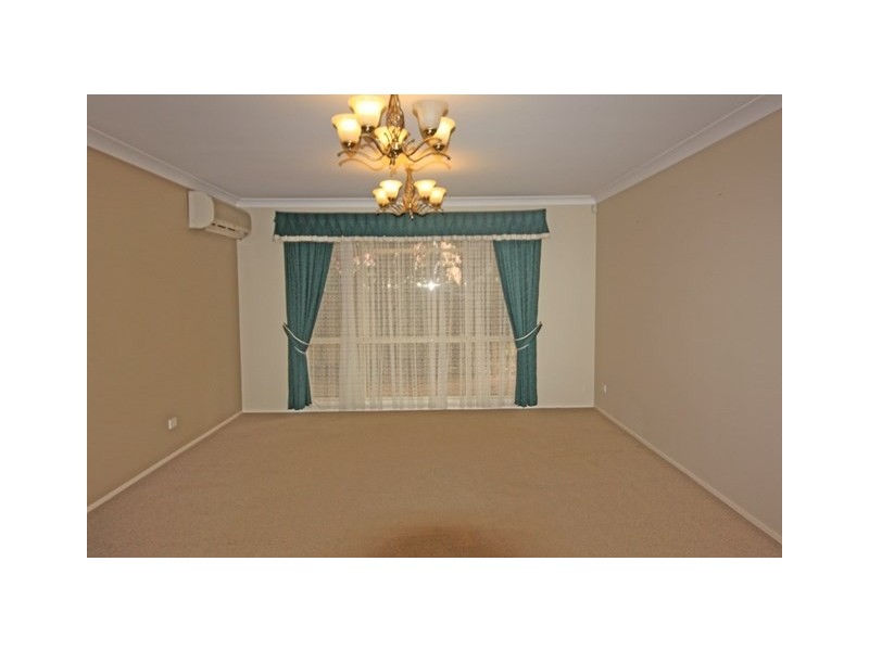 Glen Alpine NSW 2560