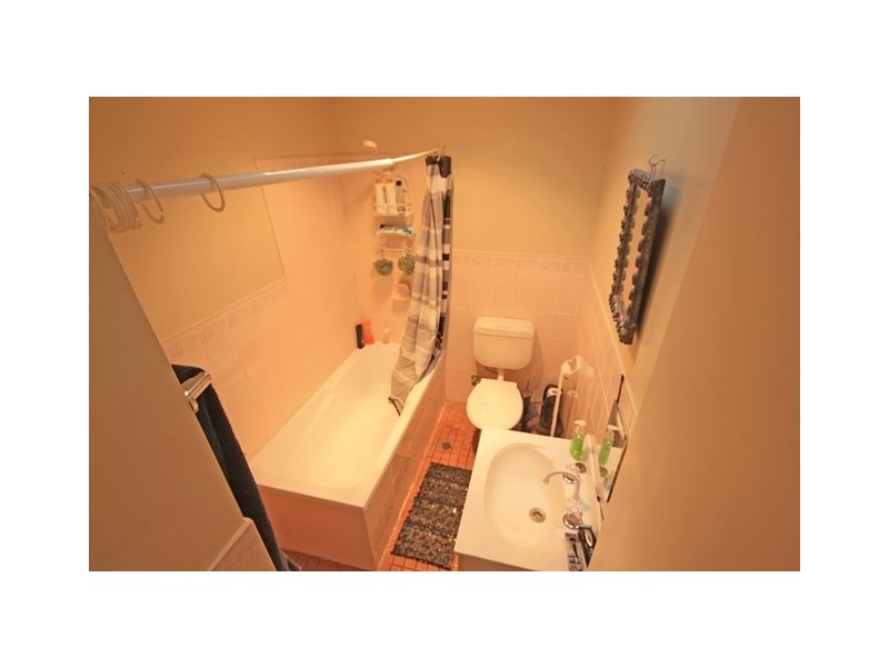 7 Seddon Place, Campbelltown NSW 2560