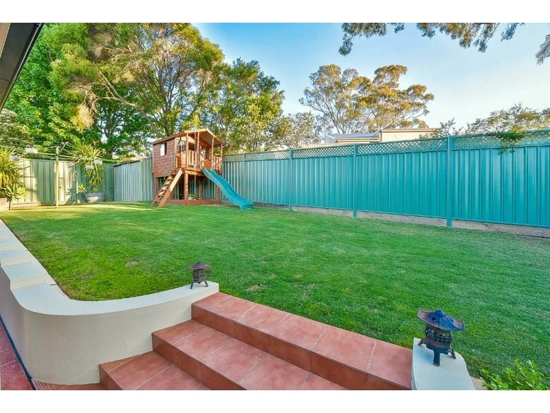Bradbury NSW 2560
