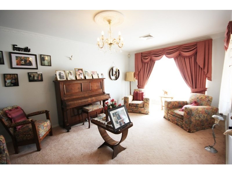 10 Lacks Place, Blair Athol NSW 2560