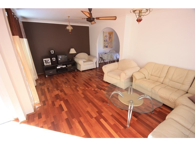 2 Ash Place, Bradbury NSW 2560