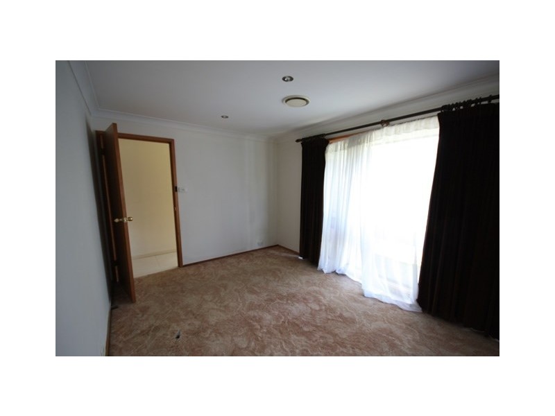 13 Terrigal Place, Woodbine NSW 2560