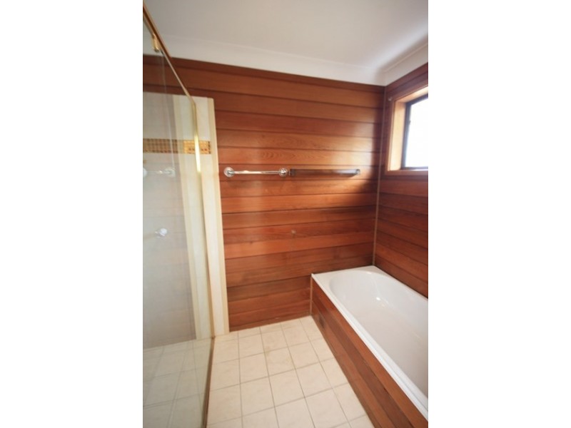 13 Terrigal Place, Woodbine NSW 2560