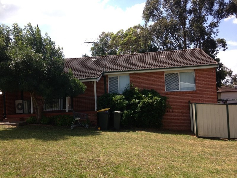 10a Lanark Place, St Andrews NSW 2566
