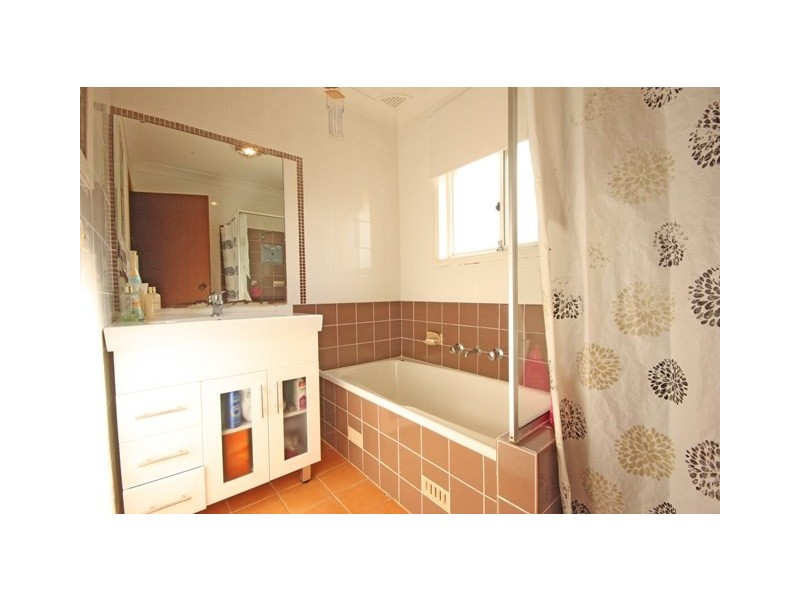 43 Demetrius Road, Rosemeadow NSW 2560