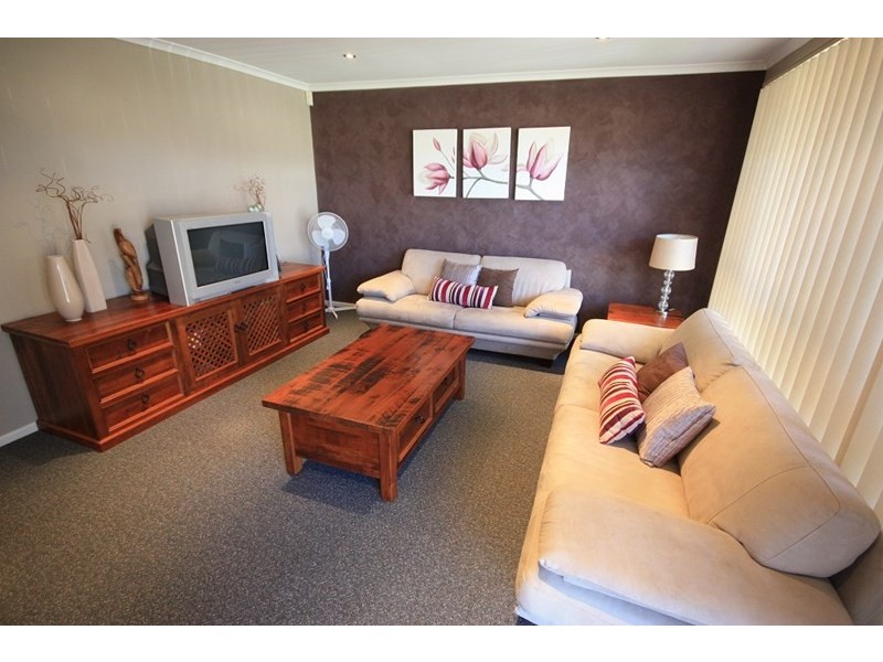 11 Wattle Green, Narellan Vale NSW 2567