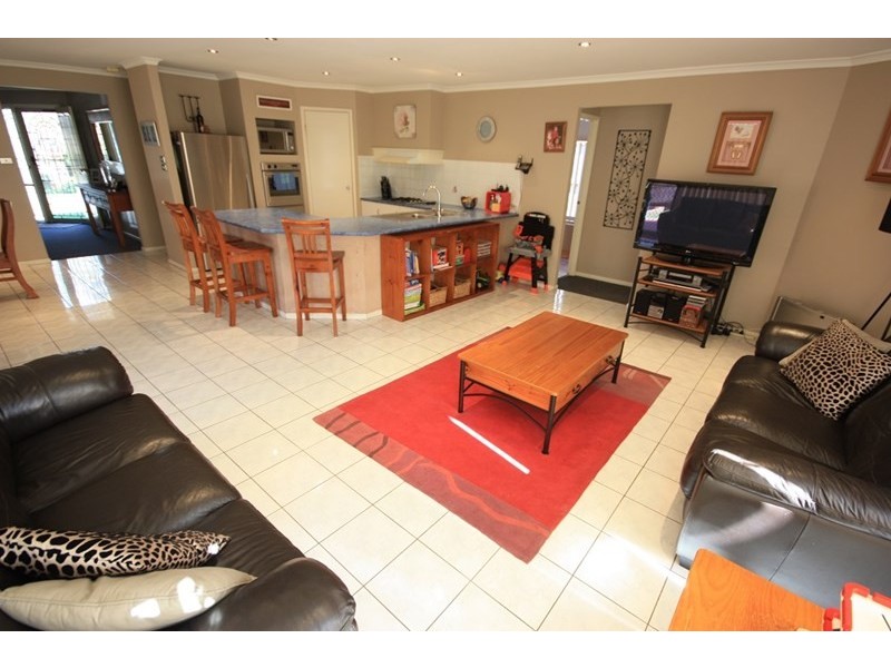 11 Wattle Green, Narellan Vale NSW 2567